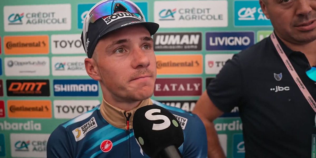 "Zal Pogacar vragen om volgend jaar te stoppen": tevreden Evenepoel grapt en grolt na 2e plek