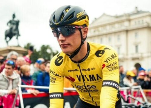 Twee dagen na sprintzege verlaat Kooij met koorts de Giro d’Italia