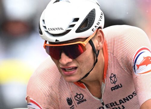 Titelhouder Van der Poel als kopman naar WK, krijgt vooral steun van klimmers