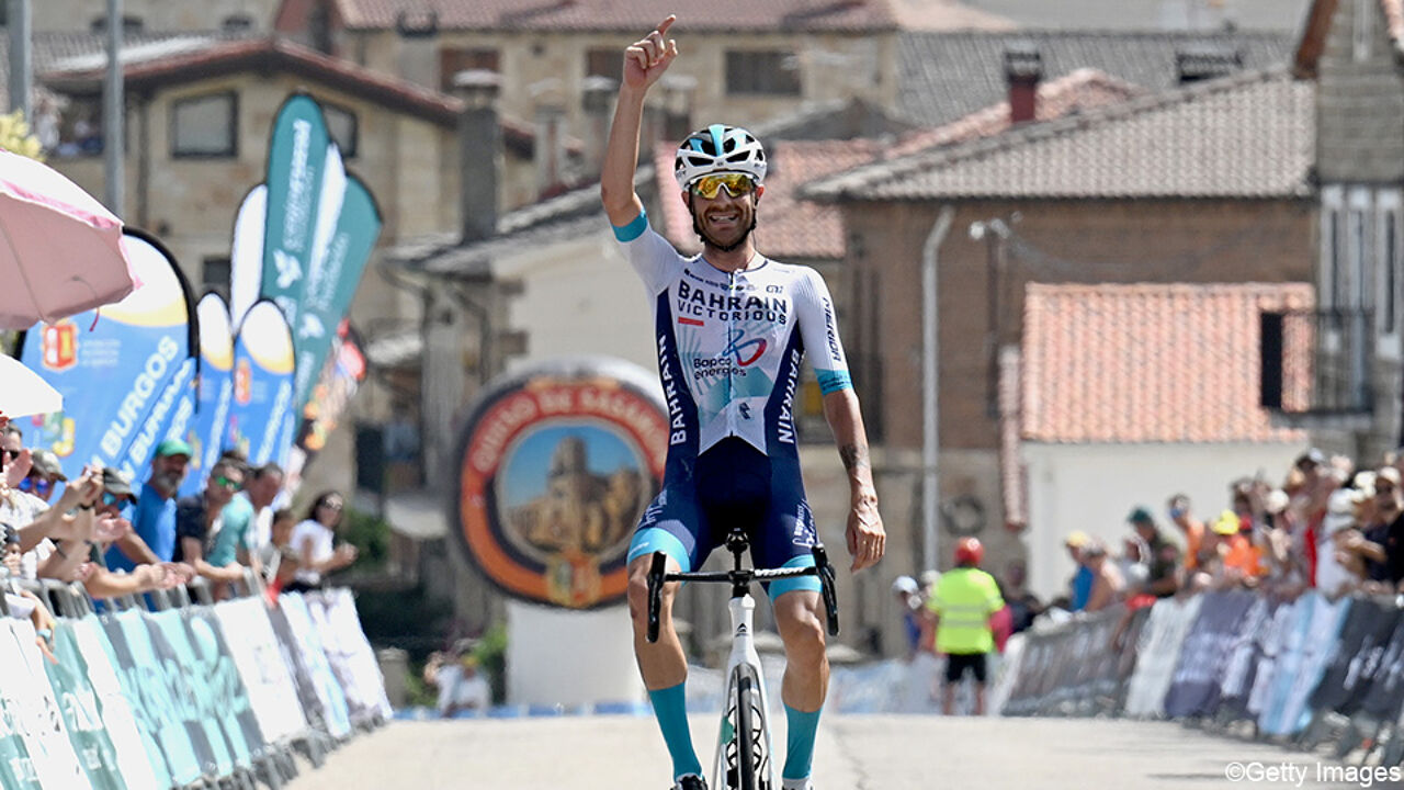 Damiano Caruso graait op zijn oude dag nog een ritzege mee in Burgos