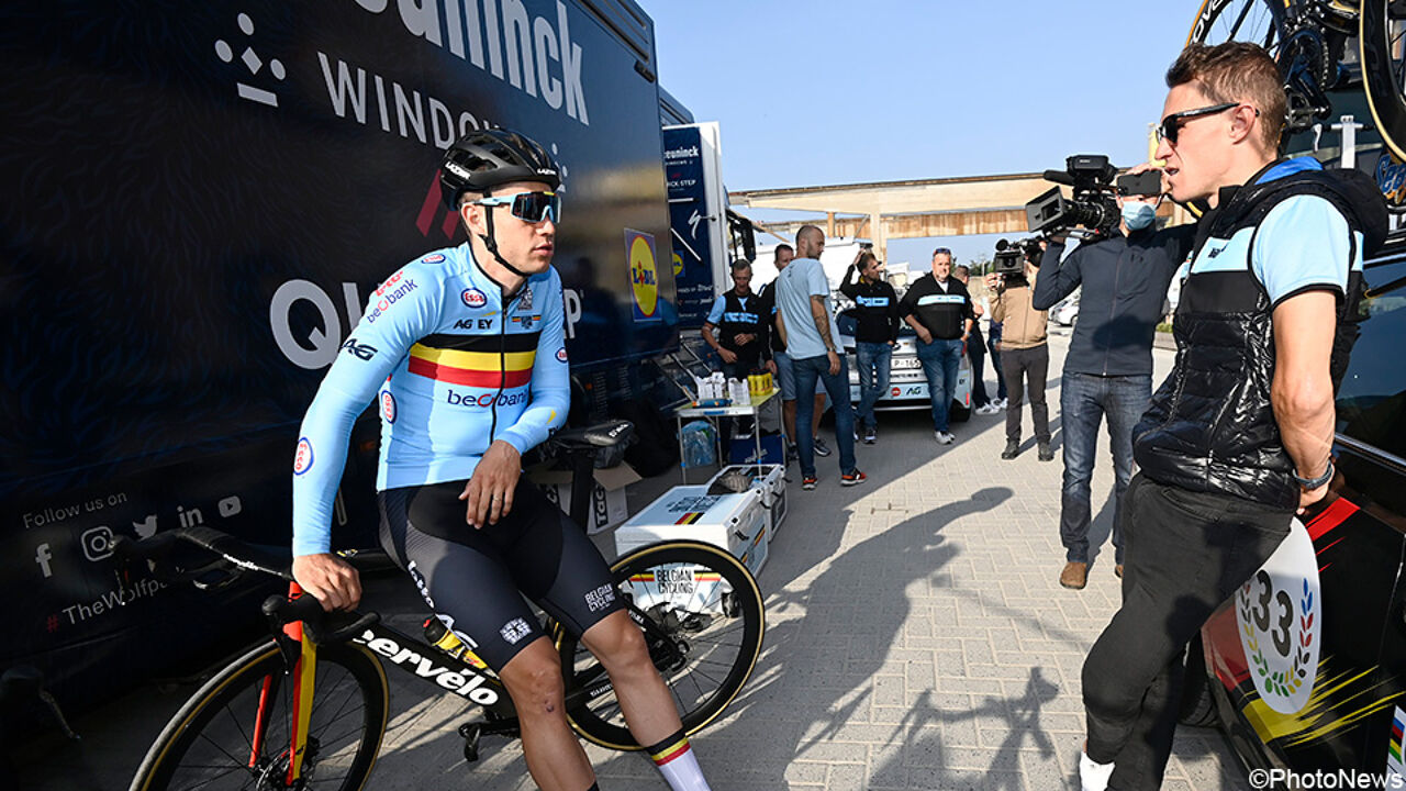 Bondscoach Pauwels begrijpt forfait Van Aert voor WK en EK: "Hij heeft nood aan goede opbouw naar volgend jaar"